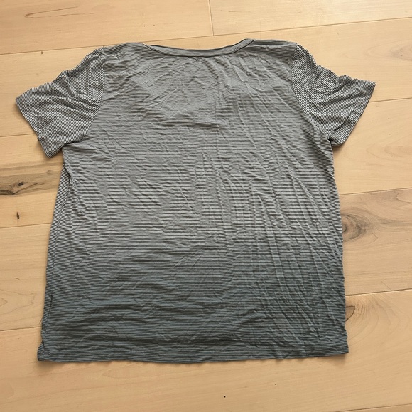 American Eagle Outfitters Gray/White Short Sleeve T-Shirt M - Picture 2 of 10